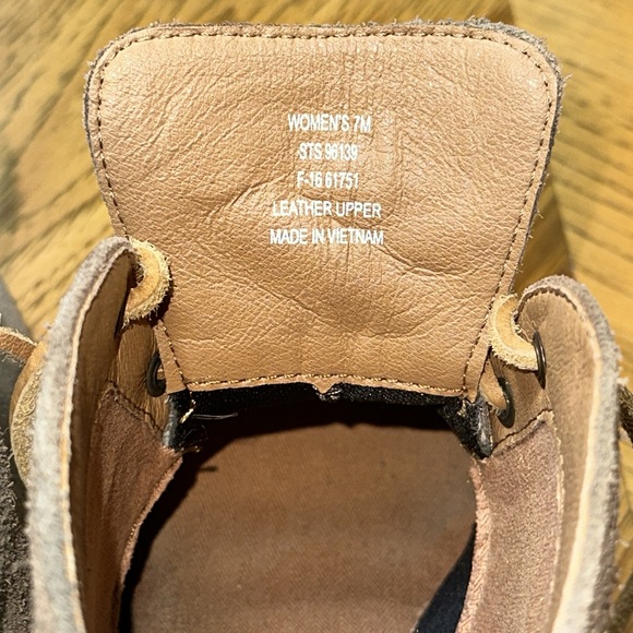 SPERRY Top-Sider Women's Stella Prow Ankle Bootie - Picture 16 of 16